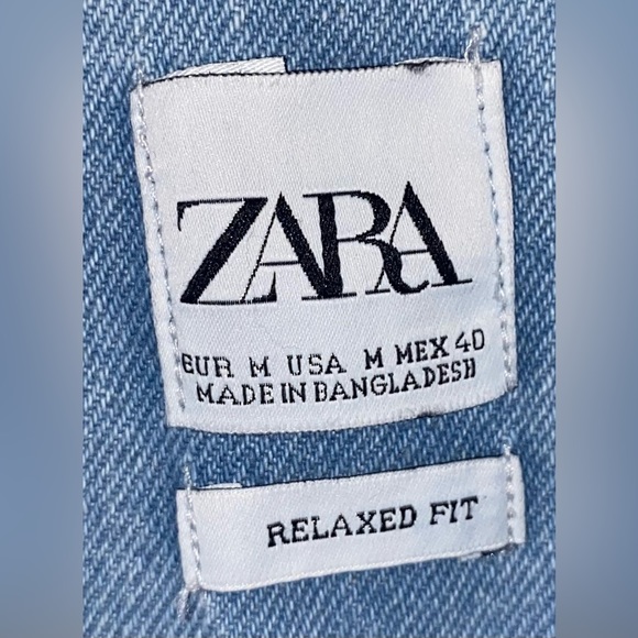 Zara Denim Blue Patched Relaxed Fit Long Sleeve Button Down Shirt Size Medium - Picture 3 of 3